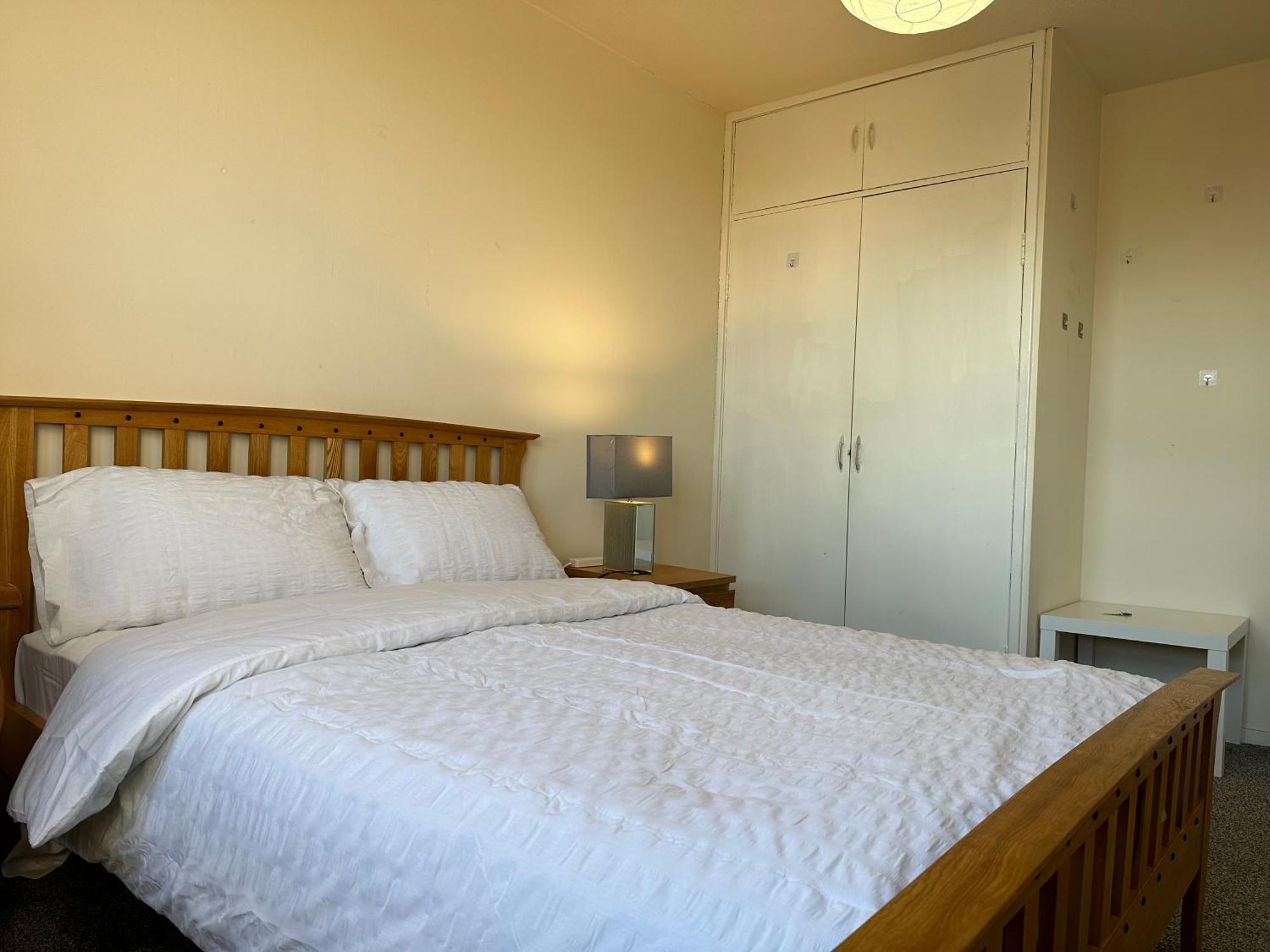 Amazing Room In Glasgow City Exterior photo